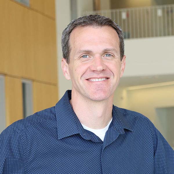 Tyler Hull, Accounting & Finance