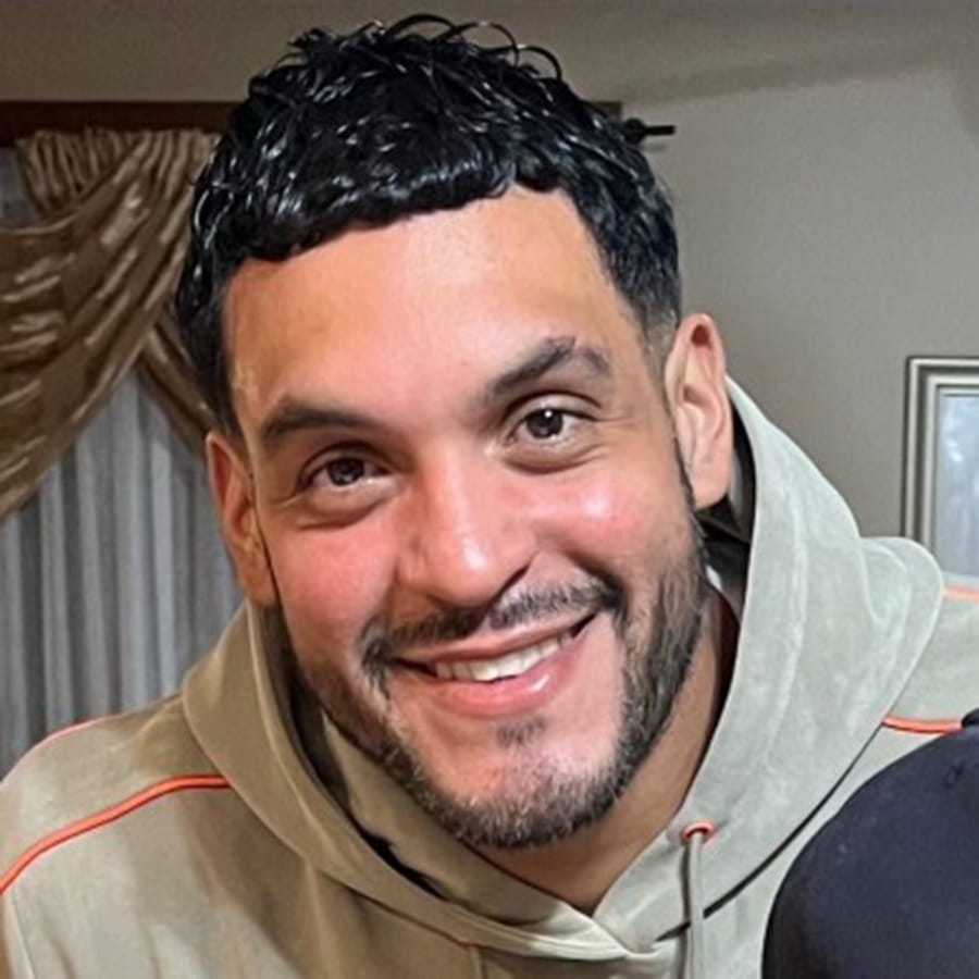 Student, Wilfredo L., headshot